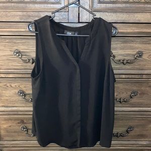 Women’s sleeveless blouse